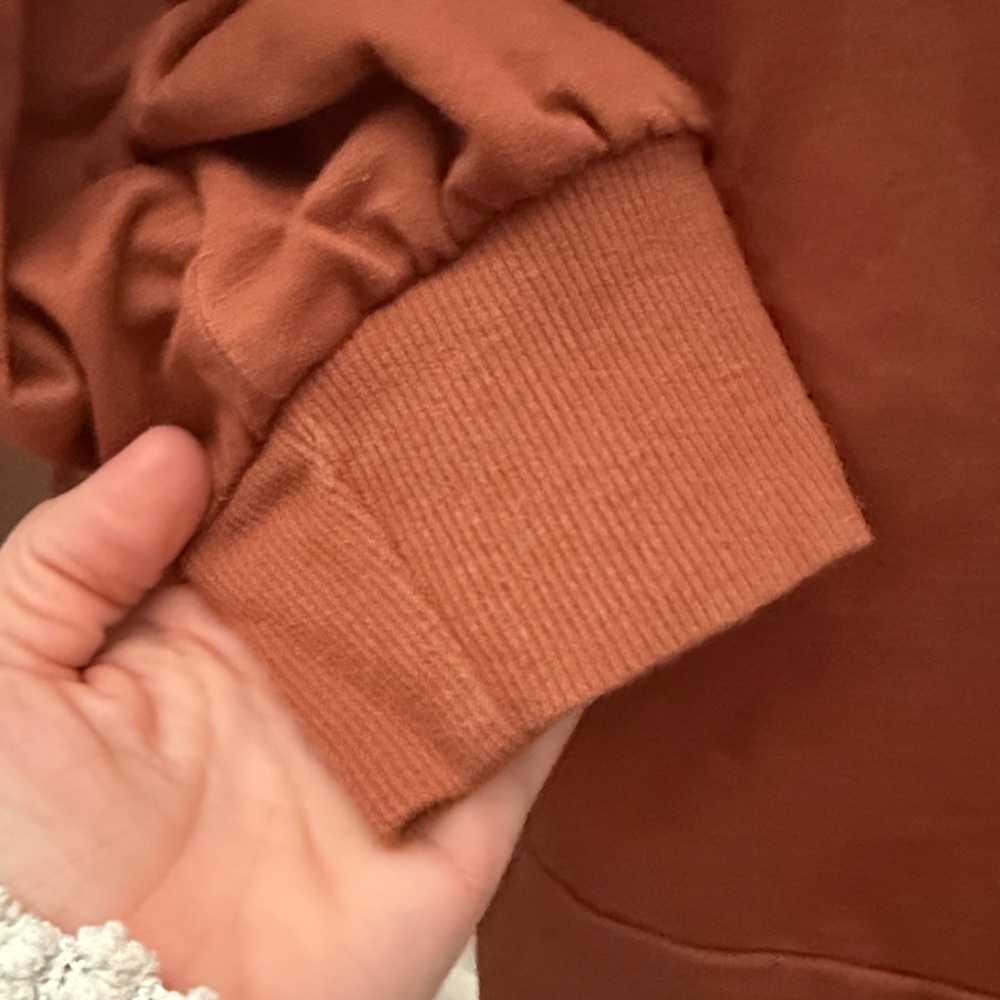 Women's Ruffled Rust Top - Picture 4 of 8